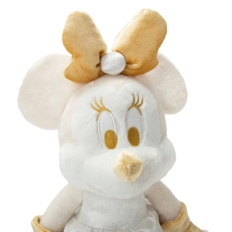 Minnie Mouse Pearl Love Plush - Image 4