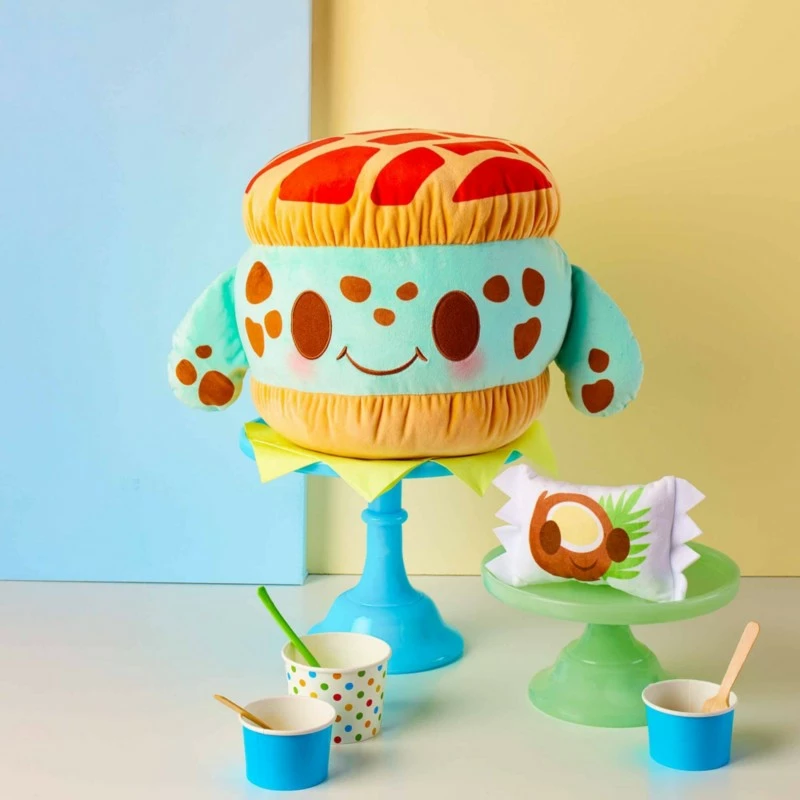 Squirt Concha Bread Ice Cream Sandwich Disney Munchlings Plush, Finding Nemo, Gourmet Goodies - Image 2