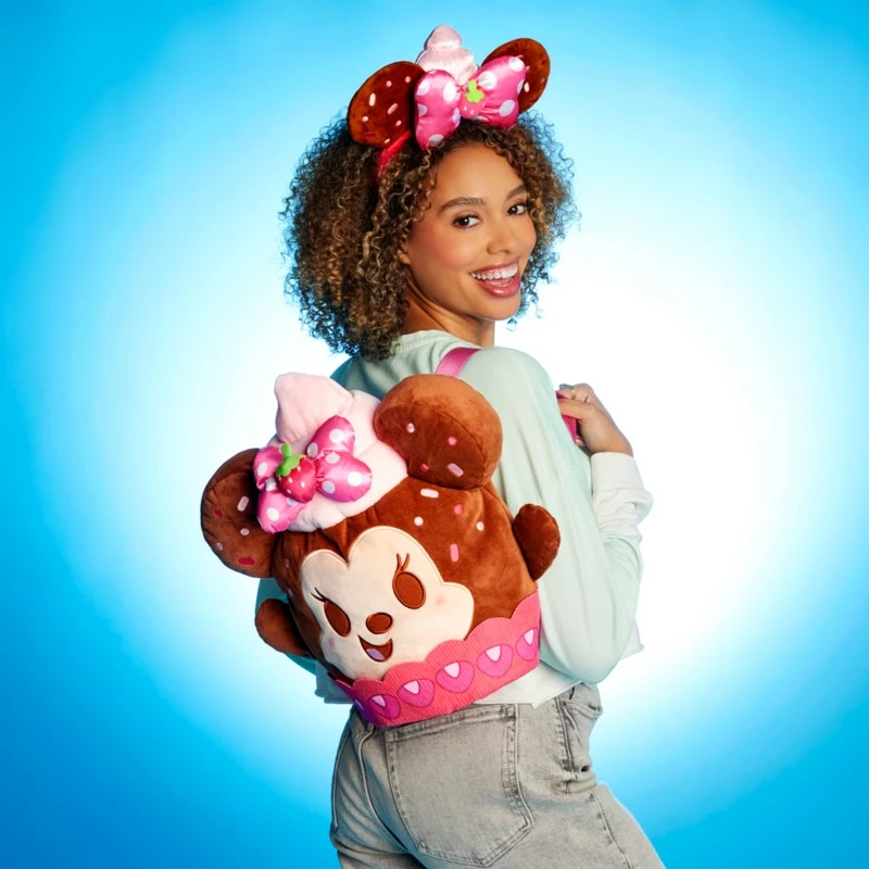 Minnie Mouse Strawberry Cupcake Disney Munchlings Backpack, Baked Treats - Image 3