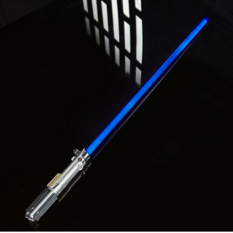 Skywalker Legacy LIGHTSABER Collectible Set, Star Wars - Image 2